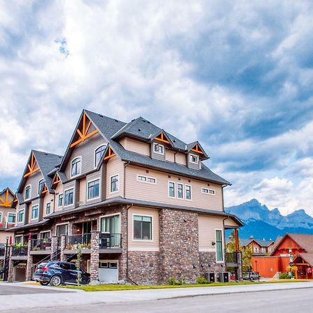 Nomad By Samsara Resort - Panorama Top View - 4Br & 5Bth Canmore Buitenkant foto