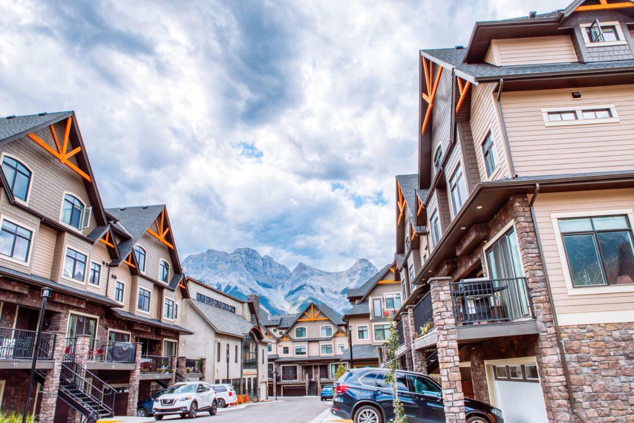 Nomad By Samsara Resort - Panorama Top View - 4Br & 5Bth Canmore Buitenkant foto