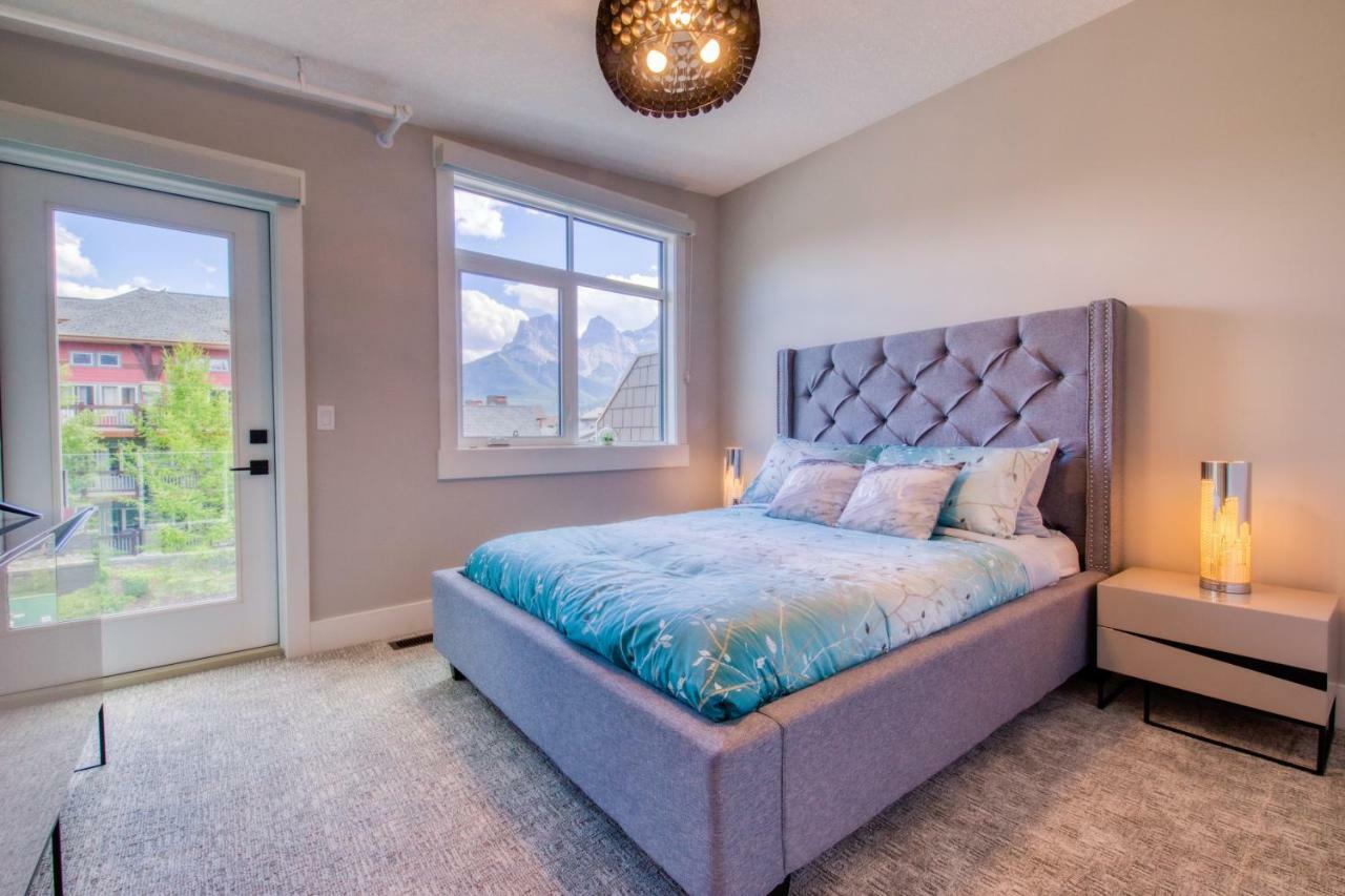 Nomad By Samsara Resort - Panorama Top View - 4Br & 5Bth Canmore Buitenkant foto